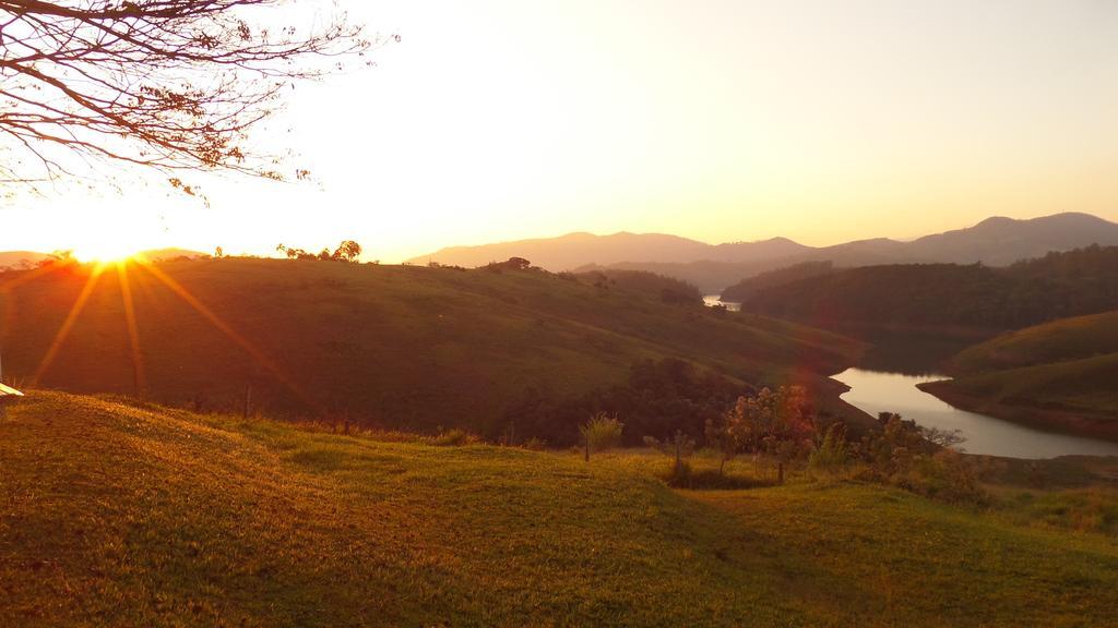 Pousada Canto Do Lago Piracaia Exterior photo