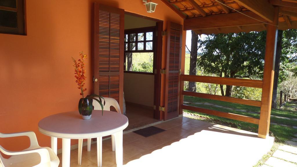 Pousada Canto Do Lago Piracaia Exterior photo