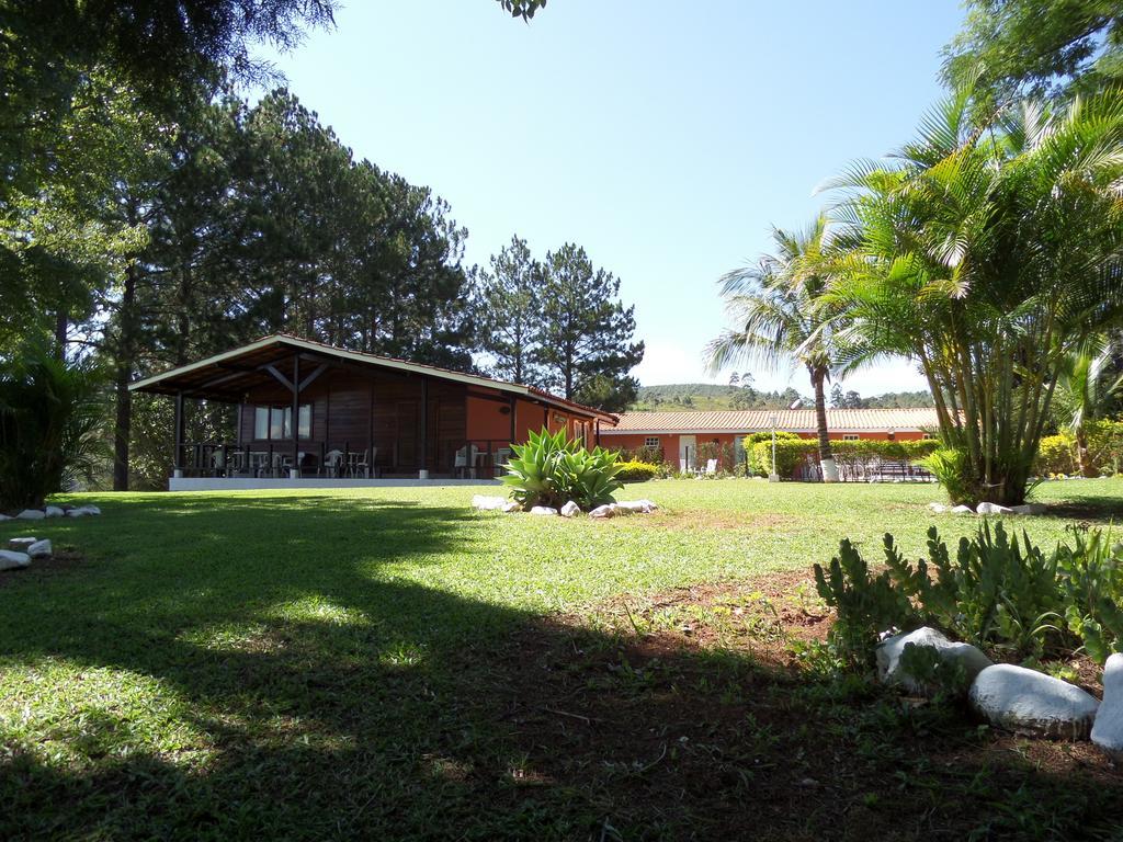 Pousada Canto Do Lago Piracaia Exterior photo