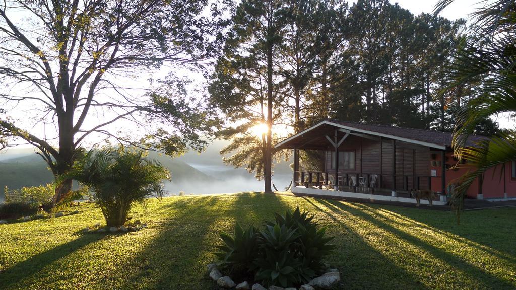 Pousada Canto Do Lago Piracaia Exterior photo